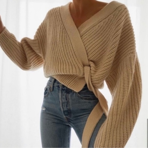 Zara Chunky Wrap Knit Sweater - Picture 5 of 7